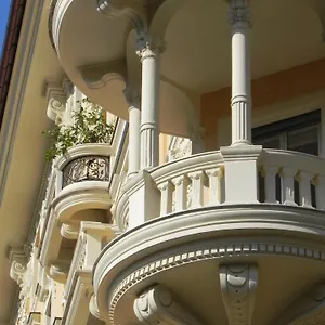 palazzo-gropallo-rooms.hotelitalianriviera.com/
